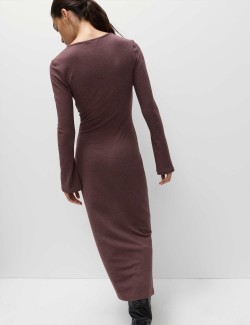 Žerzejové pohodlné midi pouzdrové šaty