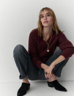 Ribbed V-Neck Puff Sleeve Jumper with Wool