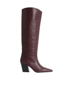 Špičaté kožené kozačky ke kolenům