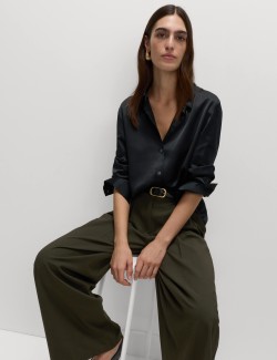 Saténová propínací košile s límečkem