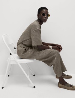 Texturované zkrácené kalhoty se stahovací šňůrkou a rovnými nohavicemi