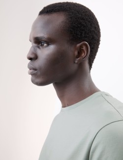 Tričko z prémiové bavlny, úzký střih