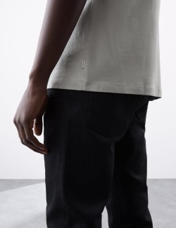 Tričko z prémiové bavlny, úzký střih