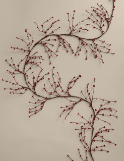 6ft Pre-Lit Berry Garland