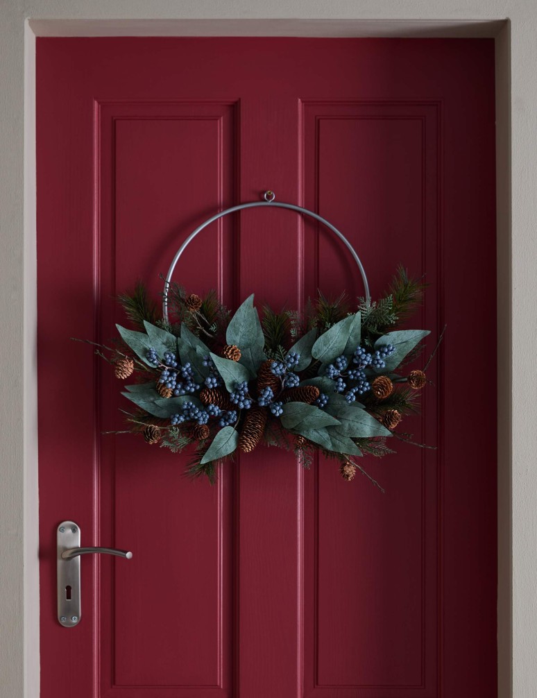 Half Metal Ring Wreath