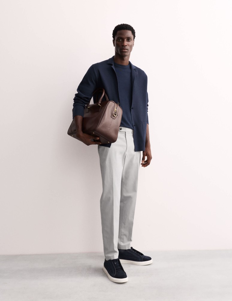 Italské kalhoty chino mírně projmutého střihu