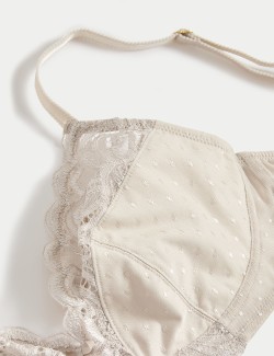 Podprsenka Amelia s krajkou, plný košíček, bez kostic (A–E)