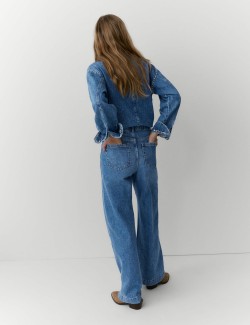 Zdobené džíny s širokými nohavicemi a cvočky