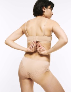 Brazilské kalhotky s krajkovým lemem, 3 ks v balení