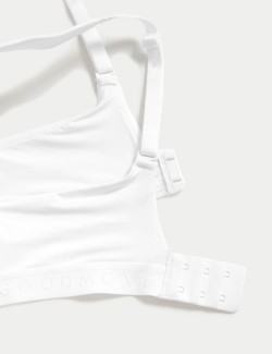 Sportovní hybridní hladká podprsenka se střední oporou (A–E)