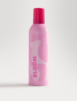 Šlehaná sprchová pěna "Squeaky clean" z kolekce Bloom, 265 ml