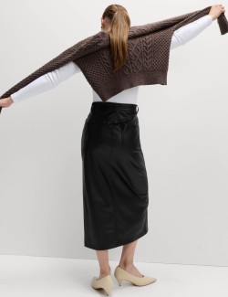 Koženková áčková midi sukně s rozparkem vpředu