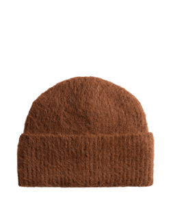 Žebrovaná nadýchaná čepice