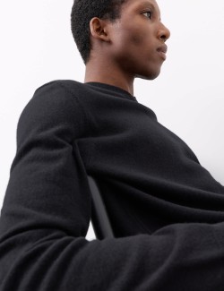 Svetr z čistého kašmíru s výstřihem do V