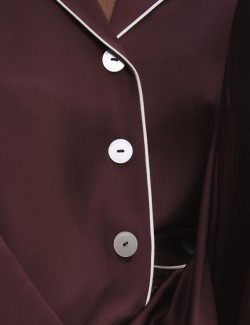 Saténová pyžamová souprava s klopami