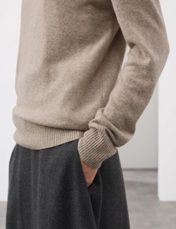 Volný svetr ze 100% kašmíru s výstřihem do V