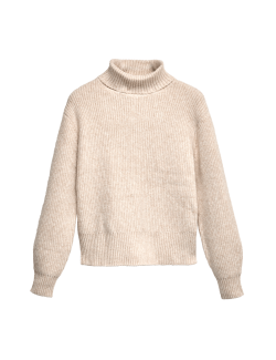 Žebrovaný rolák z příze s oblačnou přízí