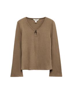 Pohodlný top s prostřihnutým výstřihem a rozšířenými rukávy