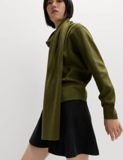 Minisukně s detaily žerzejových švů