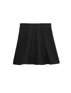 Minisukně s detaily žerzejových švů