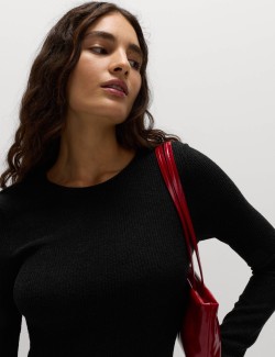 Pletené kolové šaty s kulatým výstřihem