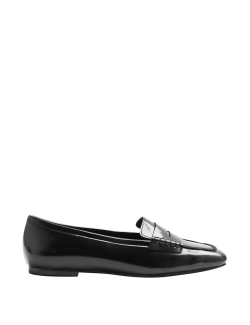 Ploché mokasíny s hranatou špičkou