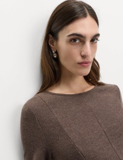 Žerzejové kolové mini šaty s kulatým výstřihem