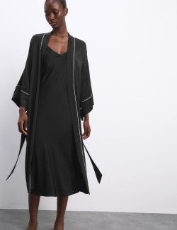 Dlouhé saténové zavinovací