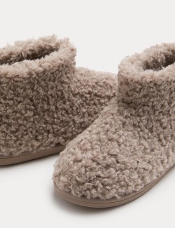 Vysoká domácí nazouvací obuv Borg