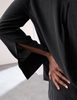 Propínací halenka s límečkem z čistého hedvábí