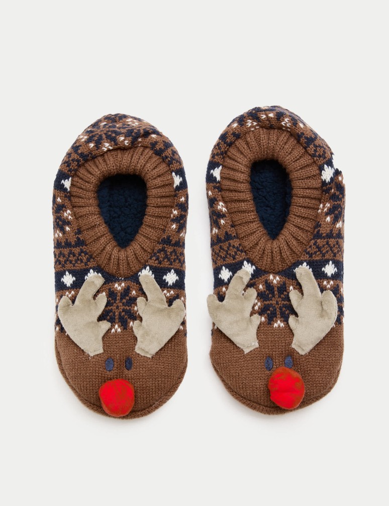 Ponožkové bačkory se sobem