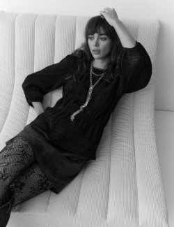 Metalická halenka s řasením