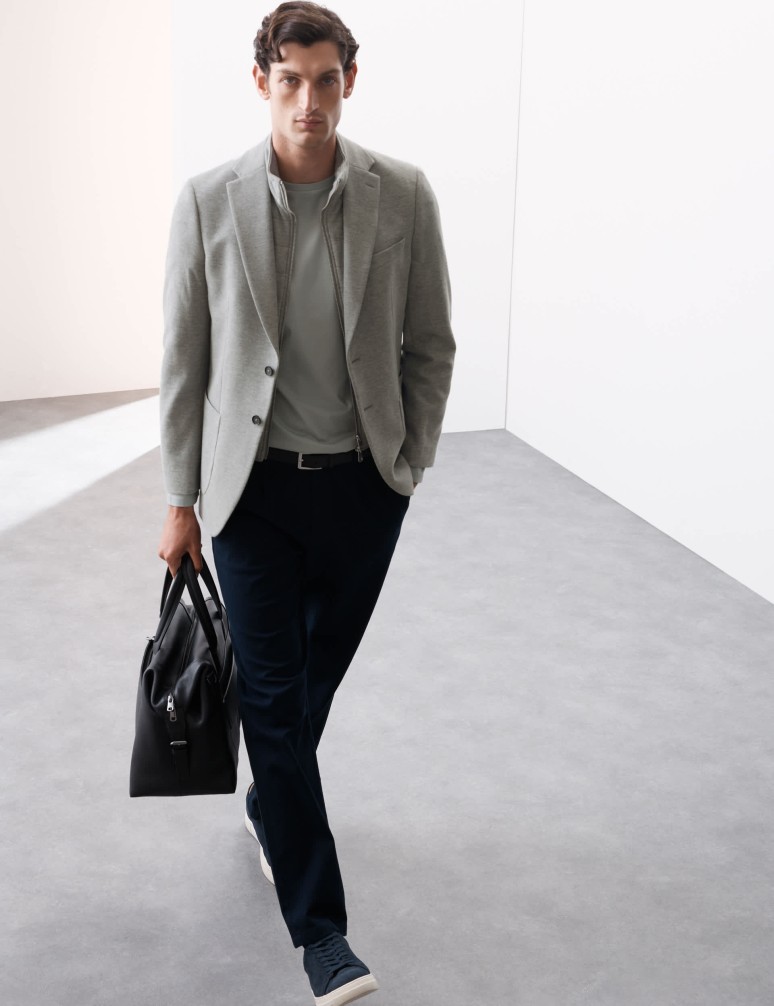 Pletený blejzr s vysokým podílem bavlny a vestou