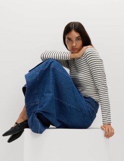 Kruhová džínová midi sukně s knoflíky vepředu