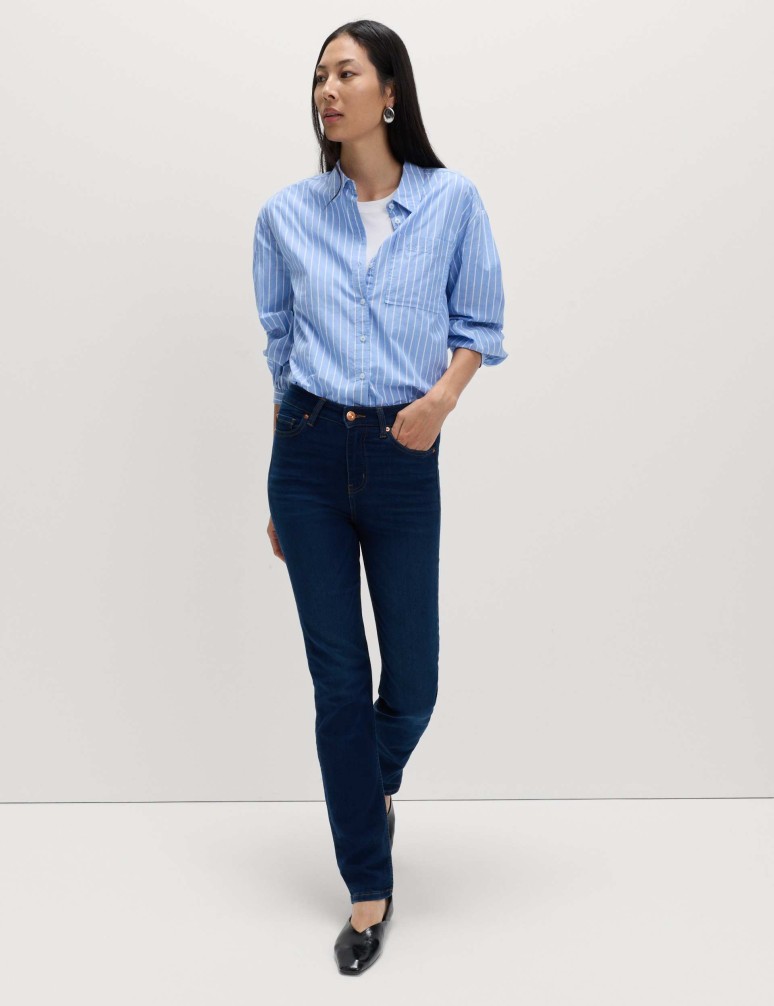Sienna Straight Leg Jeans with Stretch