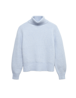 Žebrovaný rolák z příze s oblačnou přízí