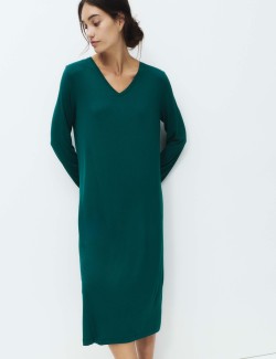 Viskózové noční šaty s krajkou a dlouhými rukávy