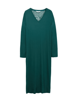 Viskózové noční šaty s krajkou a dlouhými rukávy