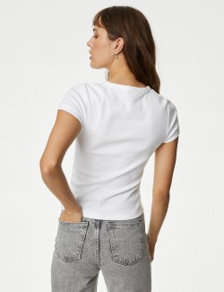 Žebrované tričko úzkého střihu s vysokým podílem bavlny