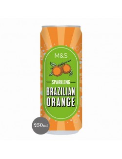 Sycený nealkoholický nápoj z pramenité vody s pomerančovou šťávou z koncentrátu a rozdrcenými pomeranči, s cukrem a sladidlem