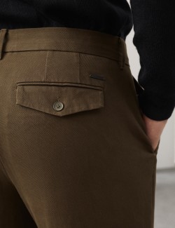 Texturované Chino kalhoty klasického střihu se sklady