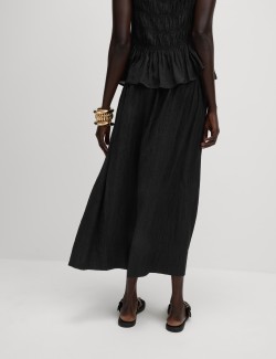 Kolová texturovaná mačkaná midaxi sukně