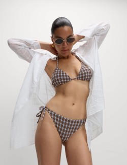 Kostkovaný bikinový top s texturou