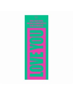 Formovaná mléčná čokoláda s celými lískovými ořechy (11 %), rozinkami (10 %) a posekanými mandlemi (3 %)