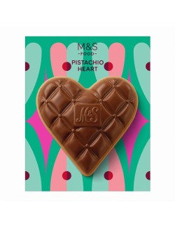 Srdce z mléčné a bílé čokolády s krustou z karamelizovaného cukru plněné slanou pistáciovou pastou a lanýžovou náplní z bílé čok