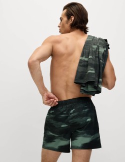 Sportovní kraťasy s potiskem