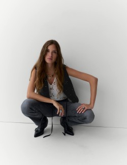 Prošívaná vesta s ozdobami z čisté bavlny