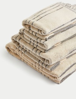 Pruhovaný ručník s třásněmi, z čisté bavlny