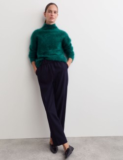 Svetr z čistého česaného kašmíru se stojáčkem