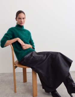 Svetr z čistého česaného kašmíru se stojáčkem